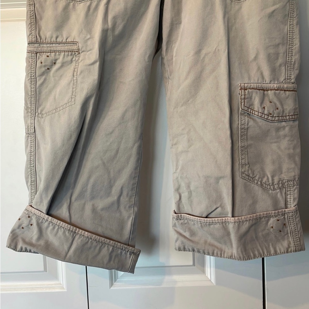 Eddie Bauer Gray Cargo Straight Leg Capri Pants Women’s 6 Pockets - Picture 2 of 8